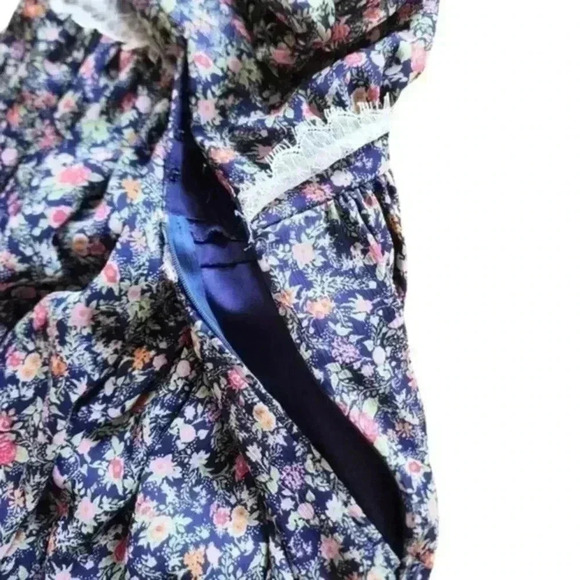 BG BCBGeneration Dress Mini Navy  Floral Print Lace Cap Sleeves Women's size 6 - Picture 6 of 15